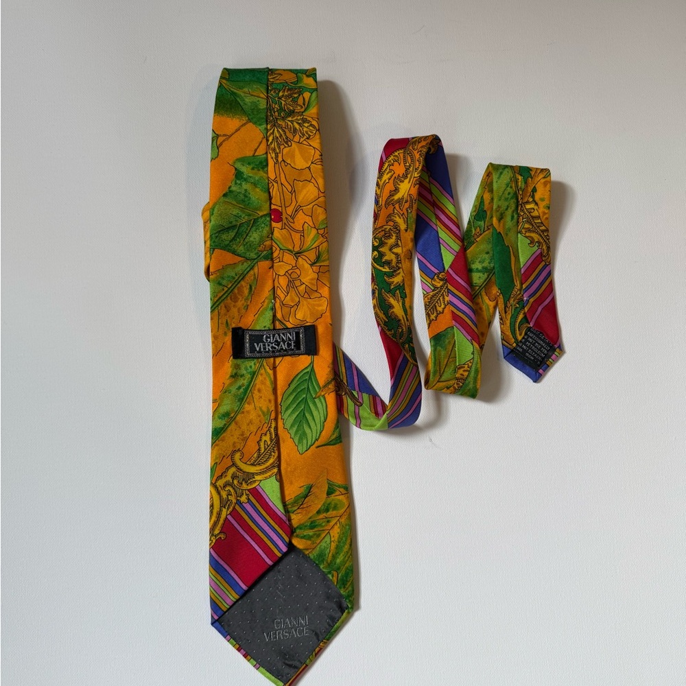 Versace Vibrant Yellow and Green Silk Tie
